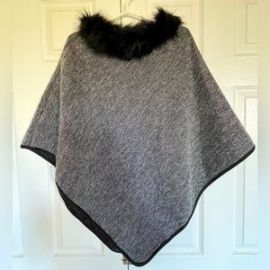 Poncho with faux fur collar